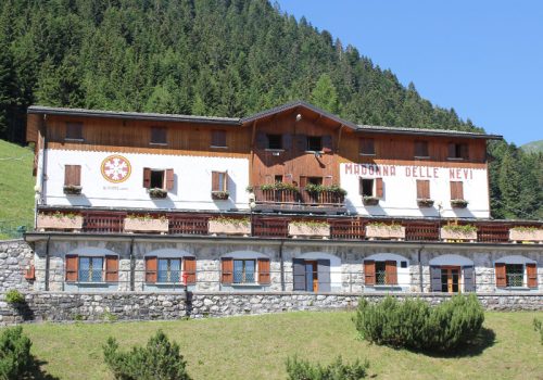 21618-rifugio-madonna-delle-nevi